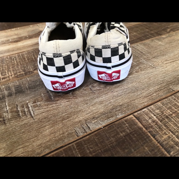 Vans - Picture 2 of 3
